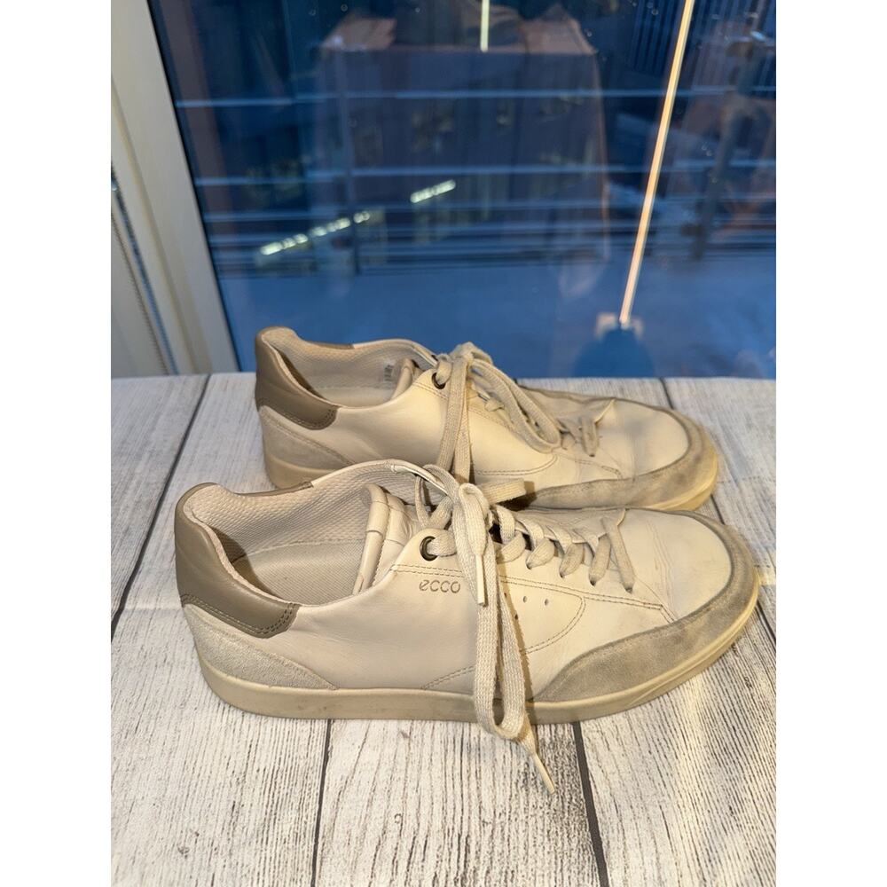 ECCO Mens Street Lite Retro Sneaker White Grey Suede Size 42 - Picture 2 of 8